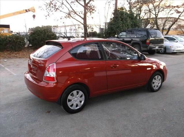 Hyundai Accent 2007 photo 2