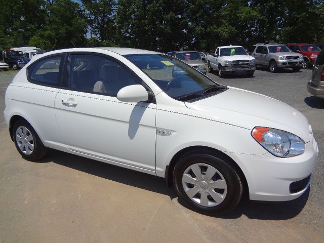 Hyundai Accent 2007 photo 3