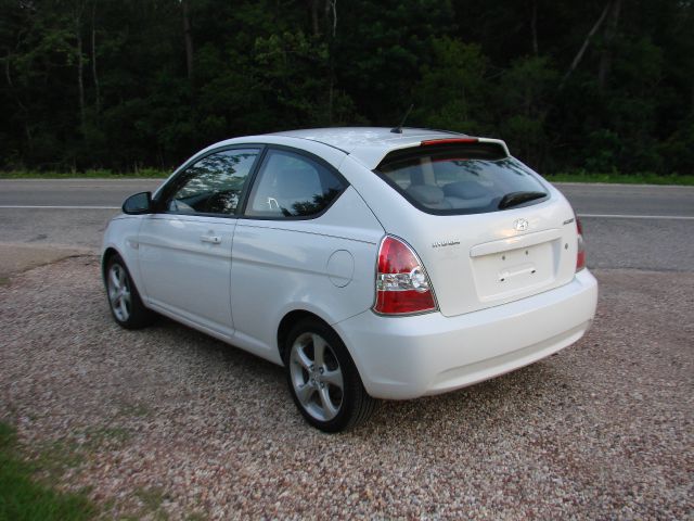 Hyundai Accent 2007 photo 9