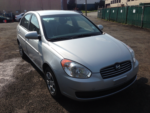 Hyundai Accent 2007 photo 2