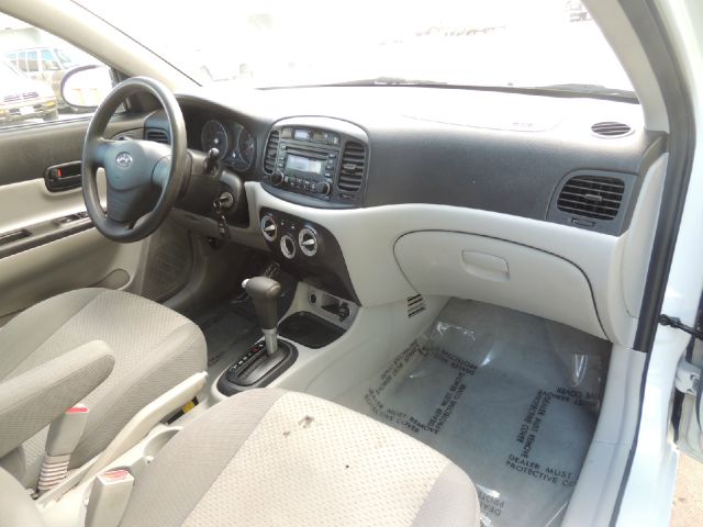 Hyundai Accent 2007 photo 24