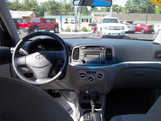 Hyundai Accent 2007 photo 11