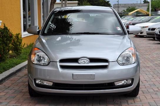 Hyundai Accent 2008 photo 2