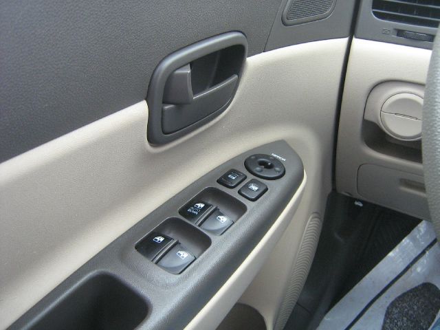 Hyundai Accent 2008 photo 1