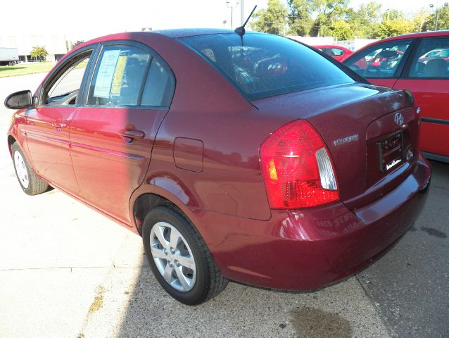 Hyundai Accent 2008 photo 1