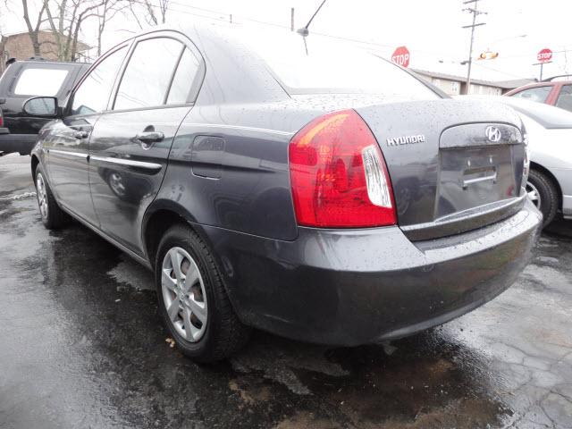 Hyundai Accent 2008 photo 3