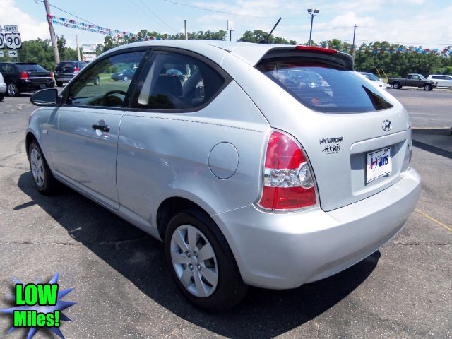 Hyundai Accent 2008 photo 4