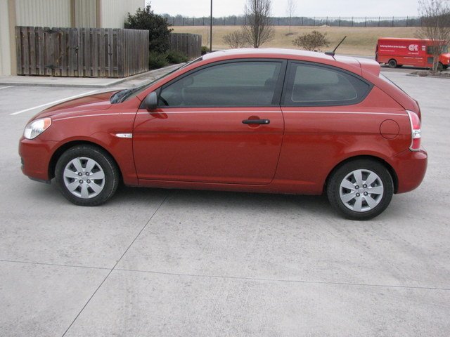 Hyundai Accent 2008 photo 1