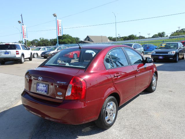 Hyundai Accent ST Sport SLT TRX4 Off Road Laramie Sedan