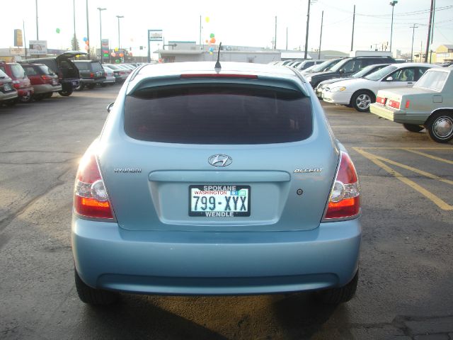 Hyundai Accent 2008 photo 2