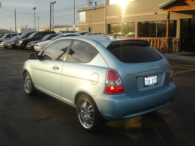 Hyundai Accent 2008 photo 3