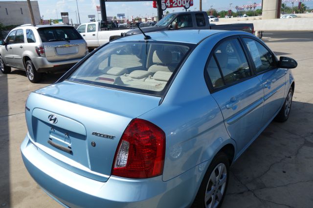 Hyundai Accent 2008 photo 1