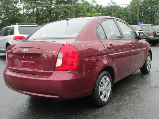 Hyundai Accent 2008 photo 1