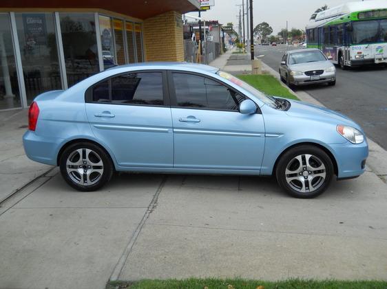 Hyundai Accent 2008 photo 2