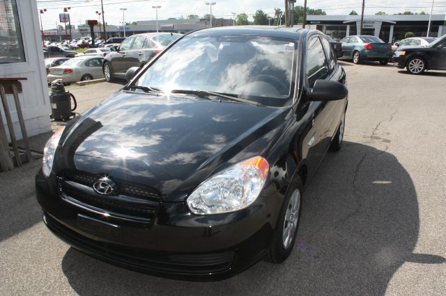 Hyundai Accent 2009 photo 1