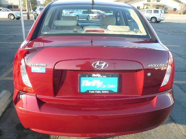 Hyundai Accent FWD 4dr Sport Sedan