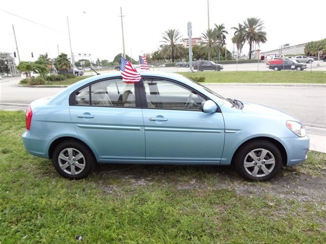 Hyundai Accent FWD 4dr Sport Unspecified