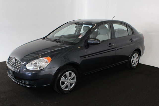 Hyundai Accent 2009 photo 2