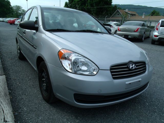 Hyundai Accent 2009 photo 9