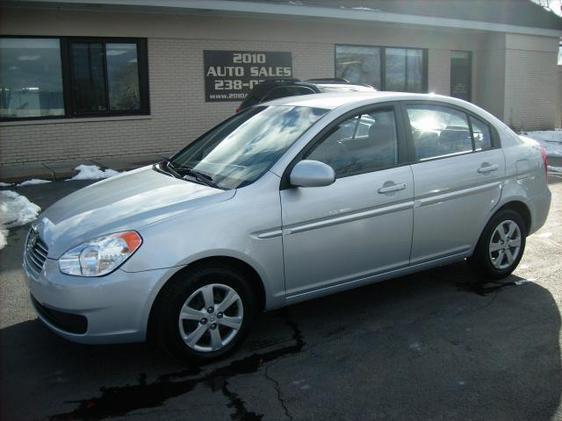 Hyundai Accent 2009 photo 3