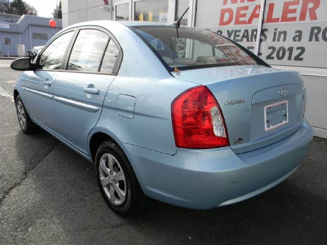 Hyundai Accent 2009 photo 5