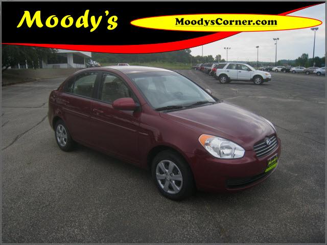 Hyundai Accent XLS Premium Flex Fuel4x2 Sedan