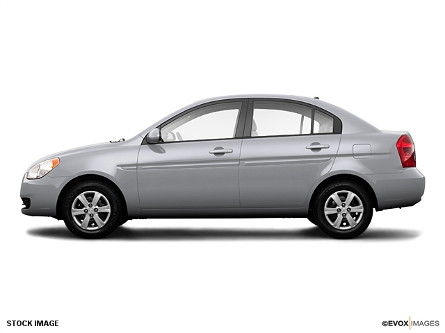 Hyundai Accent 2009 photo 1