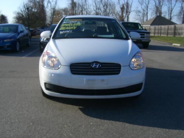 Hyundai Accent Sedan SE Sedan