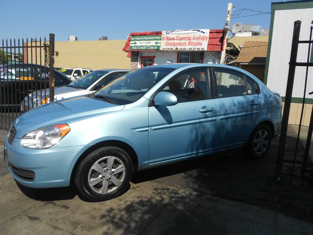 Hyundai Accent 2009 photo 12