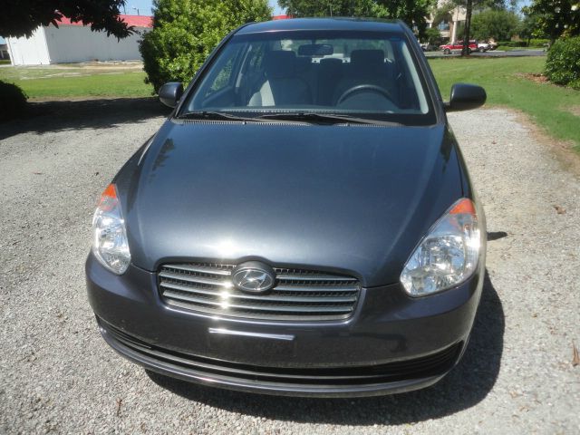 Hyundai Accent 2010 photo 12