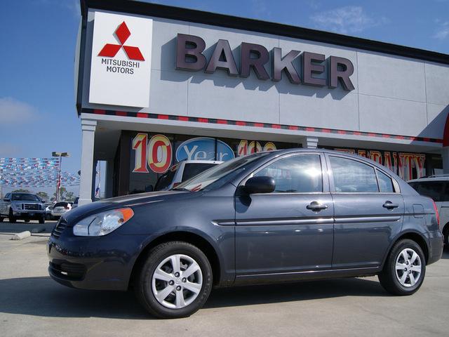 Hyundai Accent Unknown Sedan