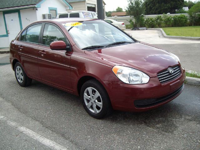 Hyundai Accent 2010 photo 2