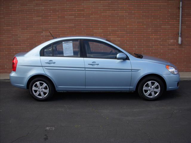 Hyundai Accent 2010 photo 5