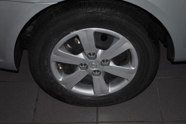 Hyundai Accent 2010 photo 10