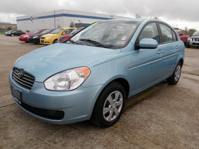 Hyundai Accent FWD 4dr Sport Sedan