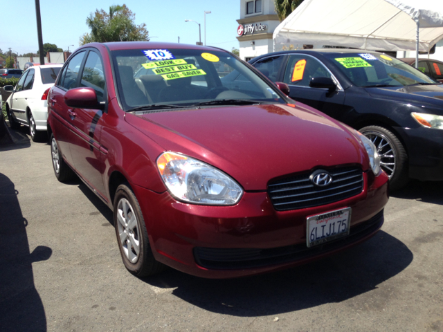 Hyundai Accent 2010 photo 4