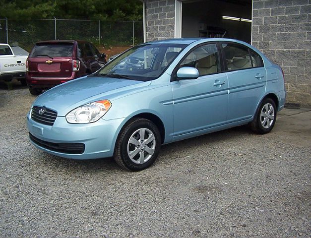 Hyundai Accent 2010 photo 8