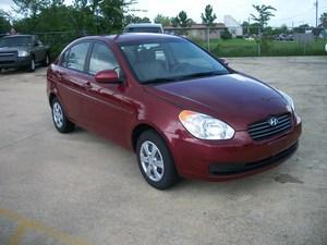 Hyundai Accent 2010 photo 3