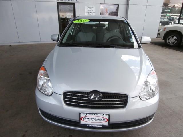 Hyundai Accent 2011 photo 5