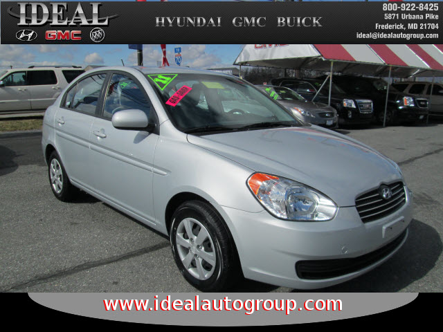 Hyundai Accent 2011 photo 3