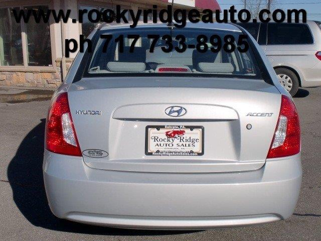 Hyundai Accent 2011 photo 4