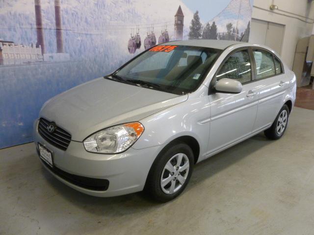 Hyundai Accent 2011 photo 2