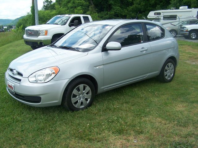 Hyundai Accent 2011 photo 13