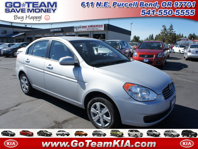 Hyundai Accent 2011 photo 5