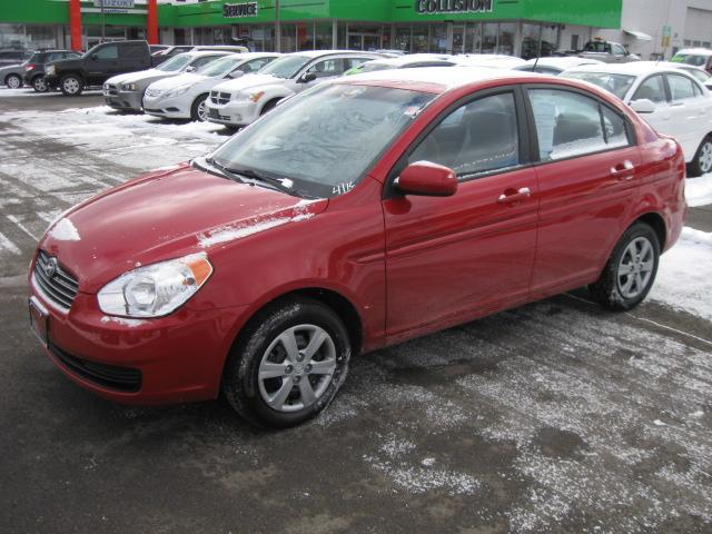 Hyundai Accent 2011 photo 2