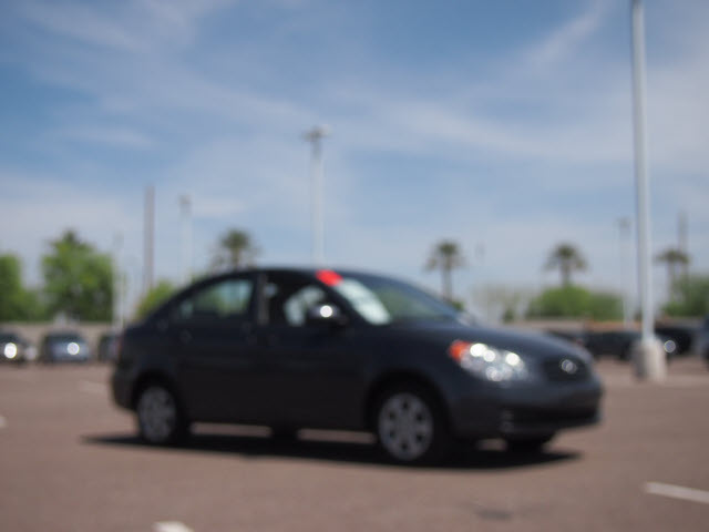 Hyundai Accent 2011 photo 2