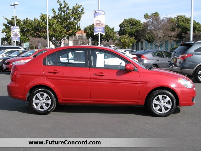 Hyundai Accent 2011 photo 5