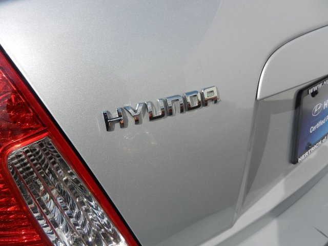 Hyundai Accent FWD 4dr Sport Unspecified