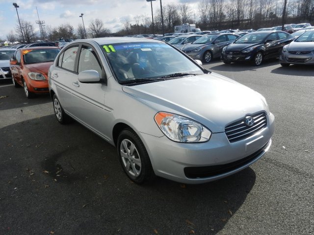 Hyundai Accent 2011 photo 5