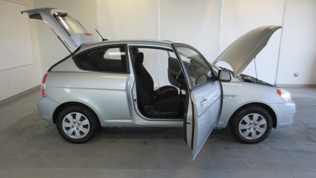 Hyundai Accent 2011 photo 4